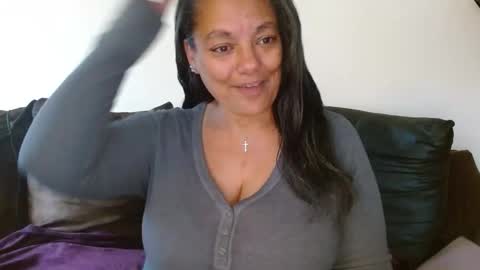 Snapshot of nala_thickk chatting on October 2025 06:08:02 PM Nala Thickk online show from October 2025 06:08:02 PM