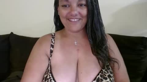 Snapshot of nala_thickk chatting on November 2025 10:31:02 PM Nala Thickk online show from November 2025 10:31:02 PM