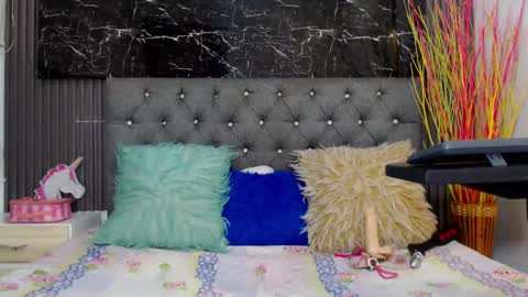 NALAROY online show from January 2025 07:17:02 AM