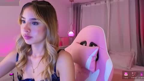 Snapshot of nallahh_ chatting on November 2025 04:02:02 AM Nallah online show from November 2025 04:02:02 AM