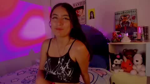 nami_white online show from September 2025 02:13:02 AM