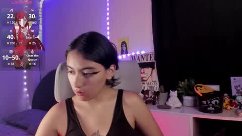 nami_white online show from October 2025 05:40:01 AM