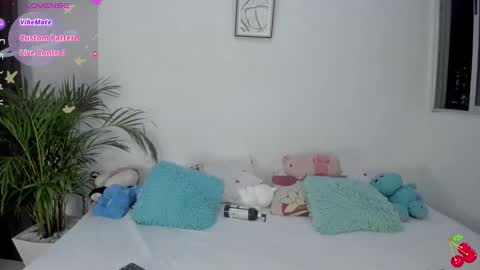 Snapshot of namibergman_ chatting on December 2024 02:19:02 AM N A M I - OF namibergmant online show from December 2024 02:19:02 AM