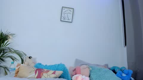 Snapshot of namibergman_ chatting on January 2025 03:12:02 AM N A M I - OF namibergmant online show from January 2025 03:12:02 AM