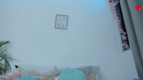 Snapshot of namibergman_ chatting on February 2025 02:37:01 AM N A M I - OF namibergmant online show from February 2025 02:37:01 AM