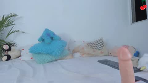 Snapshot of namibergman_ chatting on February 2025 01:37:01 AM N A M I - OF namibergmant online show from February 2025 01:37:01 AM