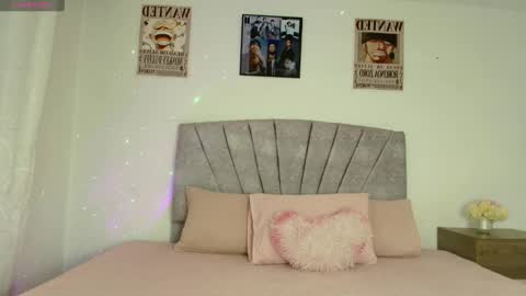 NamiThompson online show from March 2026 02:35:02 AM