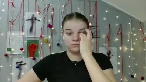 Nana online show from December 2025 08:08:02 AM