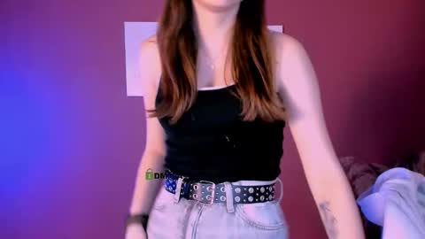 nana_shy_ online show from December 2025 01:23:02 AM