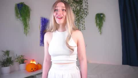 Snapshot of nanablink chatting on November 2025 01:30:02 AM Eva online show from November 2025 01:30:02 AM