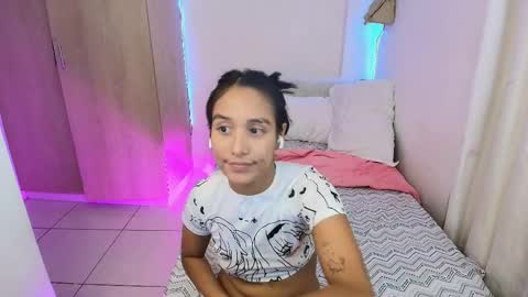 Snapshot of nanami_20 chatting on April 2026 08:28:02 PM samantha online show from April 2026 08:28:02 PM