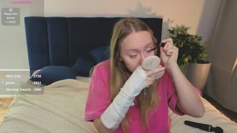 Maeve online show from November 2025 02:45:01 AM