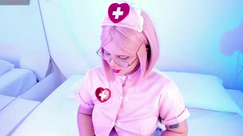 NanaOsaky online show from October 2025 11:52:02 AM