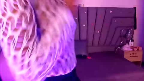 nando199628 online show from February 2026 03:43:01 AM