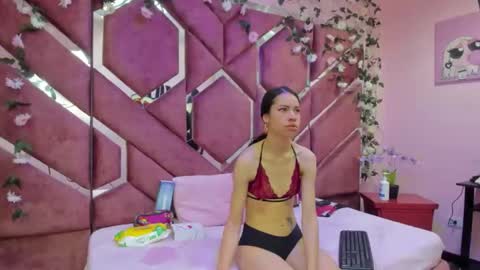 nanis james15 online show from May 2026 02:38:01 AM
