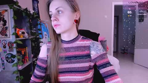 Snapshot of nanitamoore chatting on January 2025 05:19:01 AM Monday-Friday 12-4 AM and 6-9 AM New York time online show from January 2025 05:19:01 AM