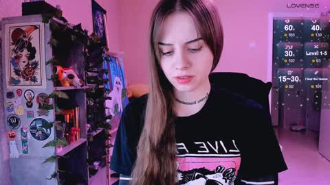 Snapshot of nanitamoore chatting on January 2025 08:23:02 PM Monday-Friday 12-4 AM and 6-9 AM New York time online show from January 2025 08:23:02 PM