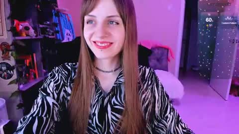 Snapshot of nanitamoore chatting on February 2025 11:30:02 PM Monday-Friday 12-4 AM and 6-9 AM New York time online show from February 2025 11:30:02 PM