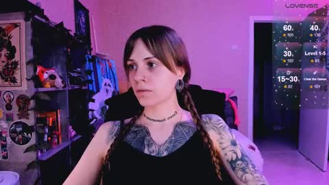 Snapshot of nanitamoore chatting on March 2025 02:19:02 AM Monday-Friday 12-4 AM and 6-9 AM New York time online show from March 2025 02:19:02 AM