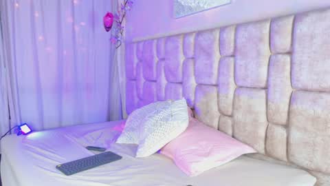 nanymatrioska online show from May 2026 10:18:02 PM
