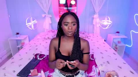 Naomi online show from February 2026 08:27:02 PM