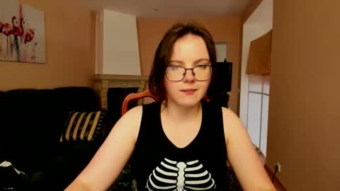 naomi_di online show from June 2026 05:10:01 AM