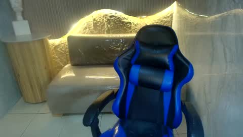 naomi_gold_r online show from February 2026 12:52:02 PM