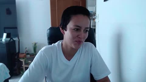 Lucy online show from October 2025 05:12:02 PM