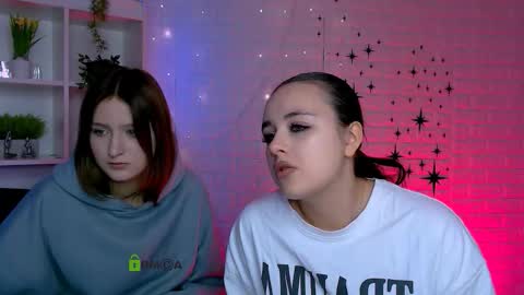 Snapshot of naomi_pratt chatting on December 2025 12:46:02 PM Naomi online show from December 2025 12:46:02 PM