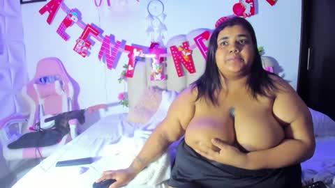 Snapshot of naomiasha_ chatting on February 2025 06:29:02 PM online show from February 2025 06:29:02 PM