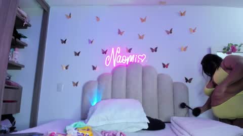 Snapshot of naomiasha_ chatting on October 2025 11:44:02 PM online show from October 2025 11:44:02 PM