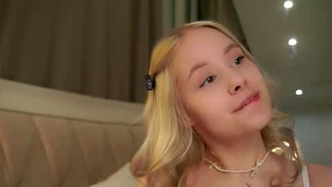 Angel online show from March 2026 11:02:02 AM