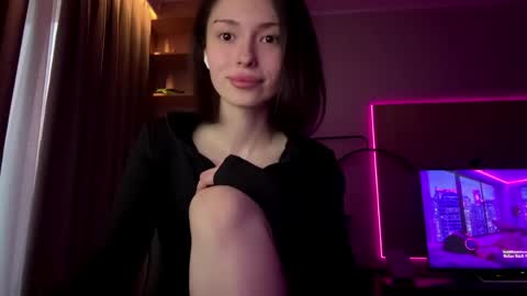 naomicka online show from May 2026 06:26:02 PM