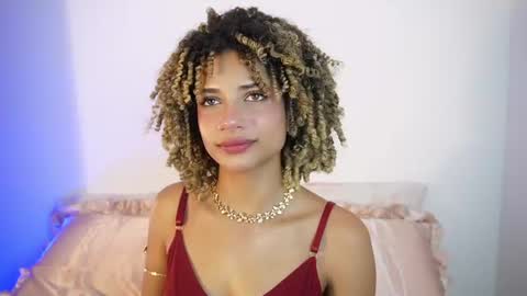 Snapshot of naomidawsonn chatting on June 2026 12:32:01 AM naomidawson online show from June 2026 12:32:01 AM