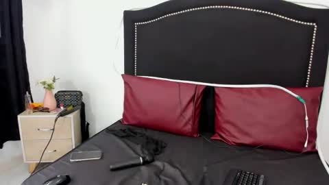 Snapshot of naomidirty_ chatting on March 2026 01:50:01 PM naomidirty_ online show from March 2026 01:50:01 PM