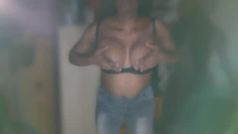 Snapshot of naomifux chatting on January 2025 09:25:02 PM Naomi online show from January 2025 09:25:02 PM