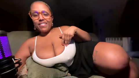 Snapshot of naomigiirl6 chatting on March 2025 09:55:02 AM Naomigiirl6 online show from March 2025 09:55:02 AM