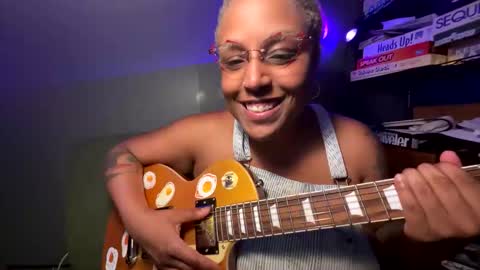 Snapshot of naomigiirl6 chatting on June 2026 10:59:01 PM Naomigiirl6 online show from June 2026 10:59:01 PM