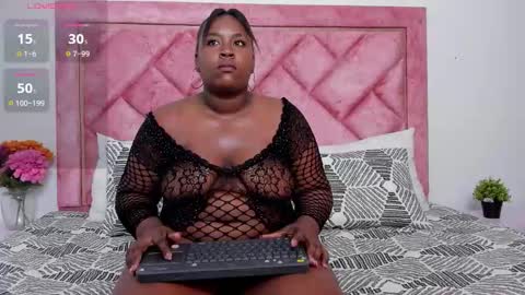 Snapshot of naomigrace_ chatting on October 2025 11:29:02 AM naomigrace_ online show from October 2025 11:29:02 AM