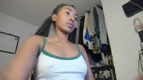 Snapshot of naomii1020 chatting on January 2025 07:22:01 AM Naomii online show from January 2025 07:22:01 AM