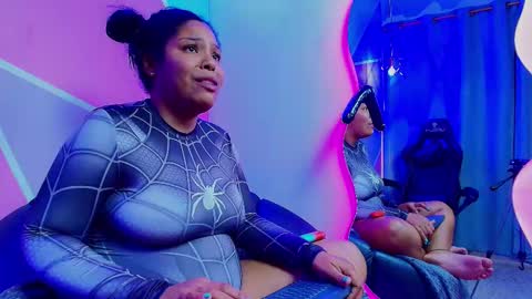 Naomi Campbel online show from October 2025 01:55:01 PM