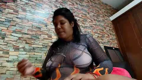 Naomi Campbel online show from April 2026 10:15:01 PM