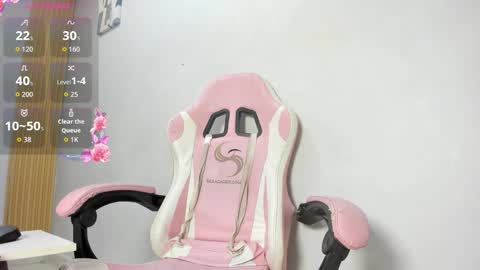 naomis_35 online show from March 2026 08:01:02 PM