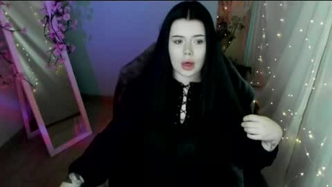 Naomi online show from April 2026 06:31:01 AM