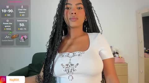 Naomi     online show from October 2025 03:02:02 AM