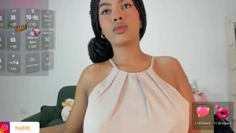 Naomi     online show from October 2025 12:08:02 AM