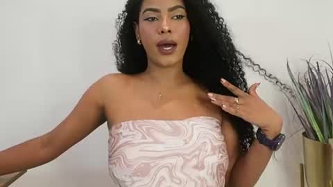 Naomi     online show from July 2026 04:04:01 AM