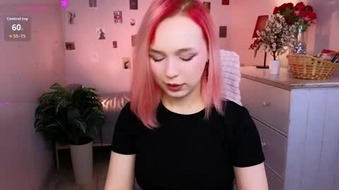 Naomi online show from April 2026 08:36:02 PM