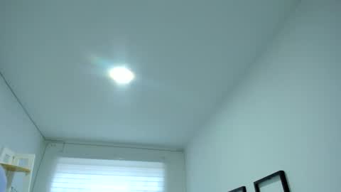 naomy online show from October 2025 07:31:01 PM