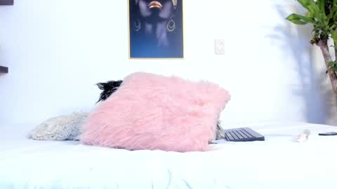 Naomy online show from January 2025 11:12:02 AM